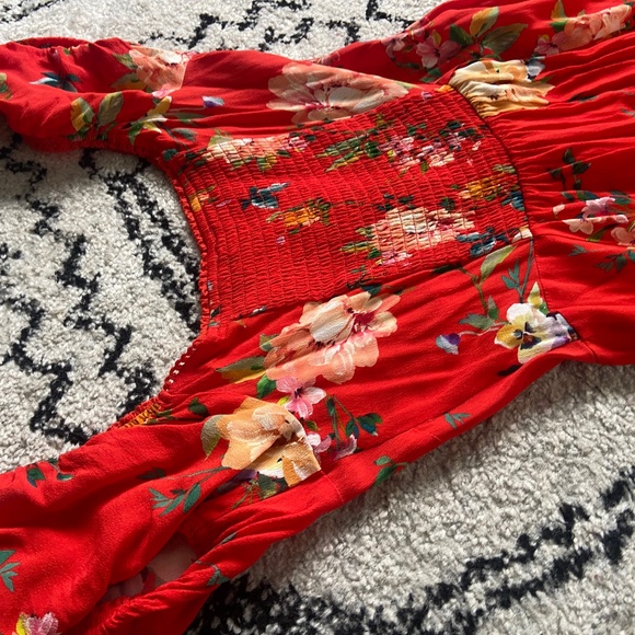Yumi Kim Mercer Street Dress L Red Floral NWOT - Picture 10 of 11